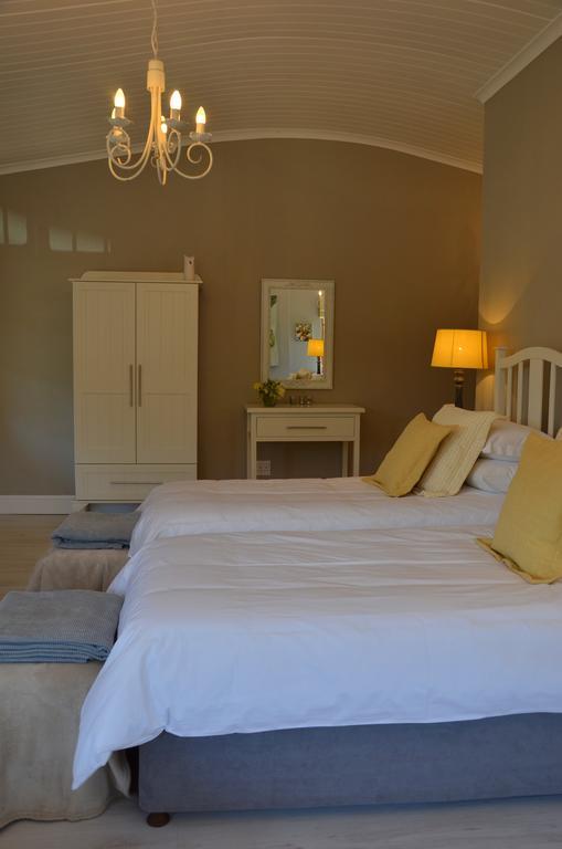 By The Way Guesthouse Clarens Phòng bức ảnh
